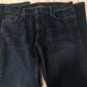 Hollister classic straight epic flex sz 34x32